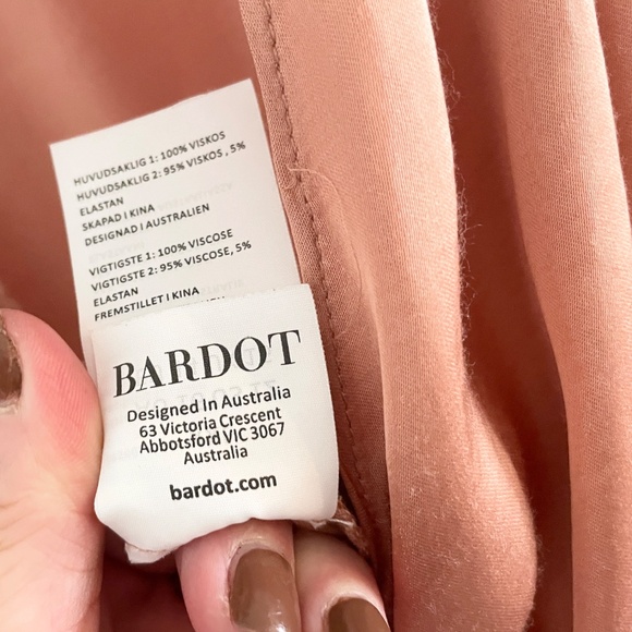 Revolve x Isabella Wrap Bodysuit Bronze Peach Satin Balloon sleeve Sz XXL - Picture 13 of 14